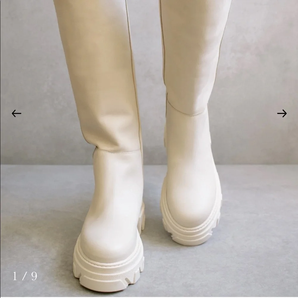 ALOHAS Cream Knee-High Platform Boots